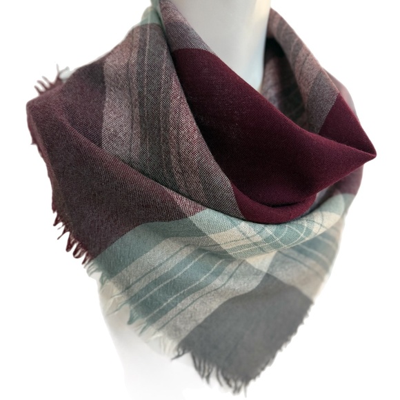 Dalgleish Scotland Vintage 100% Wool Tartan Scarf  – Burgundy, Grey & Aqua - Picture 7 of 9